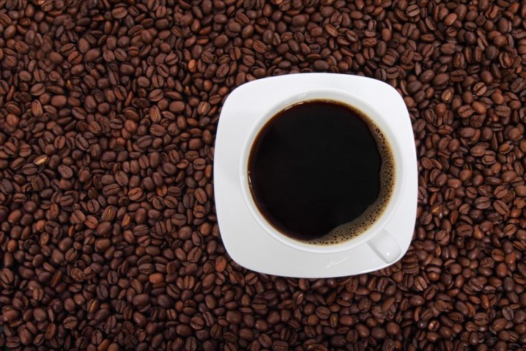Дороже — не значит лучше: Росконтроль проверил популярные марки растворимого кофе